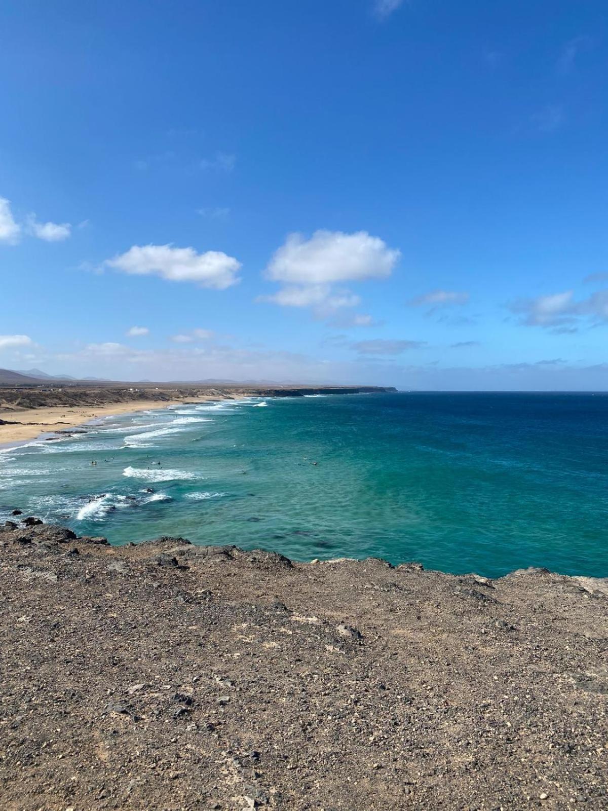 Cotillo 外观 照片